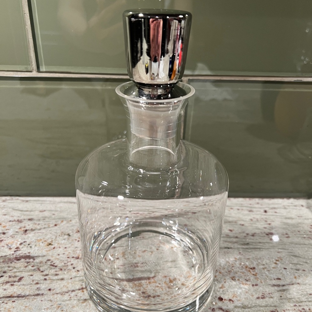 Fitz & Floyd Elegant Glass Decanter with Silver Cap